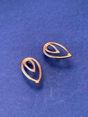 CONCENTRIC LEAF STUD EARRINGS